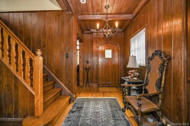 $1,488,000 | 33-64 190th Street | Auburndale