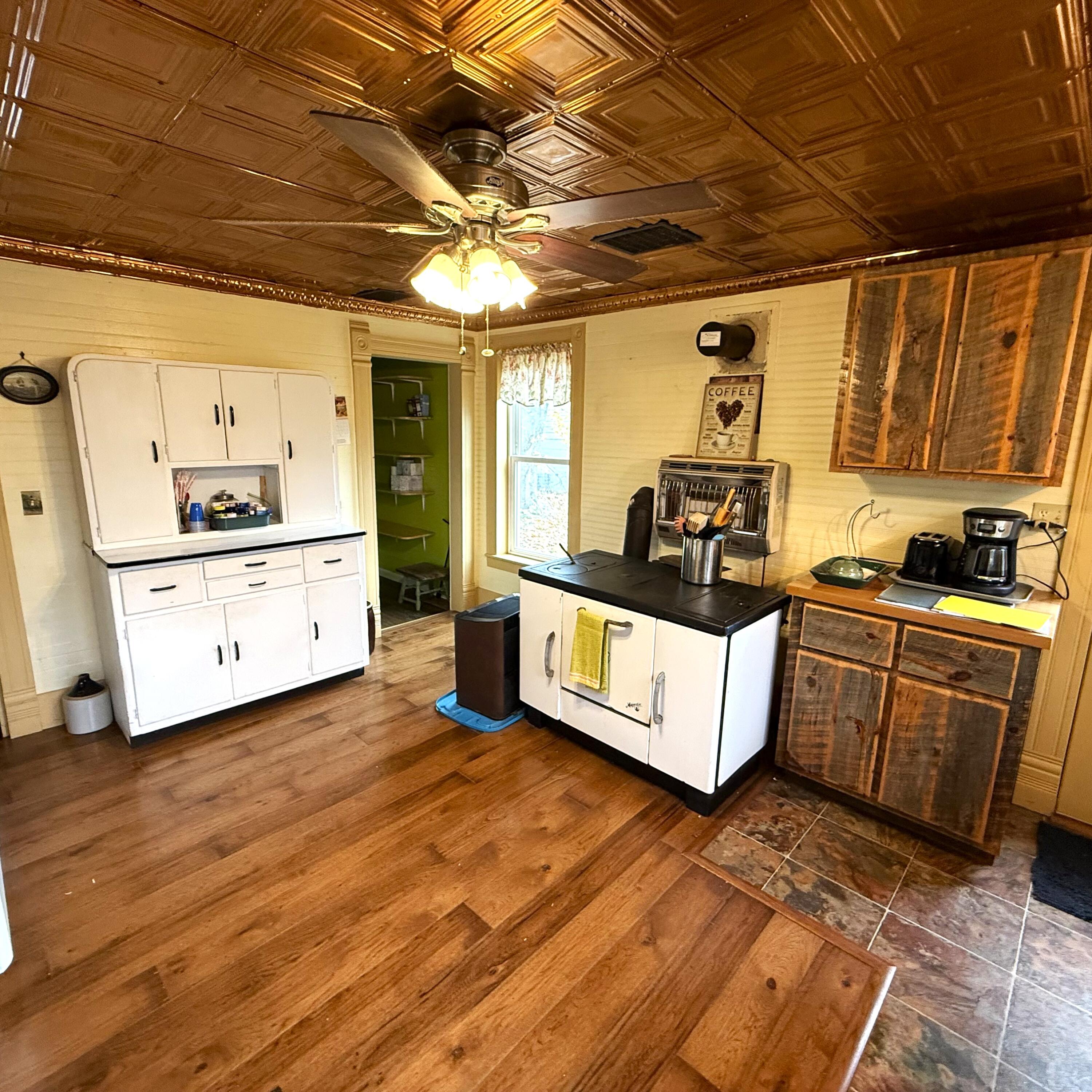 462 Edray Road Marlinton, WV 24954 - Photo 48 of 57 Gallery Image 48