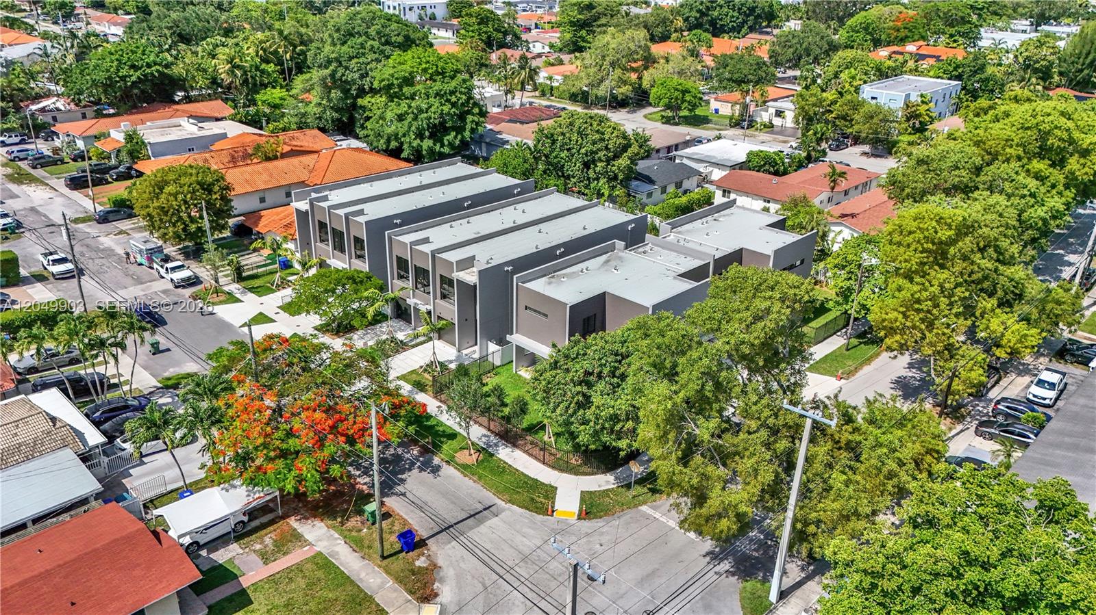 2889 Southwest 35th Avenue, Unit 2889 Miami, FL 33133 - Photo 55 of 56