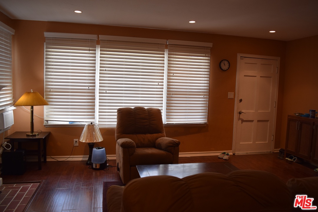4439 Ottawa Avenue Riverside, CA 92507 - Photo 7 of 31