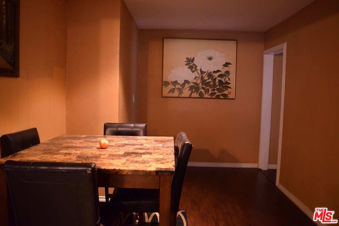 4439 Ottawa Avenue Riverside, CA 92507 - Photo 8 of 31