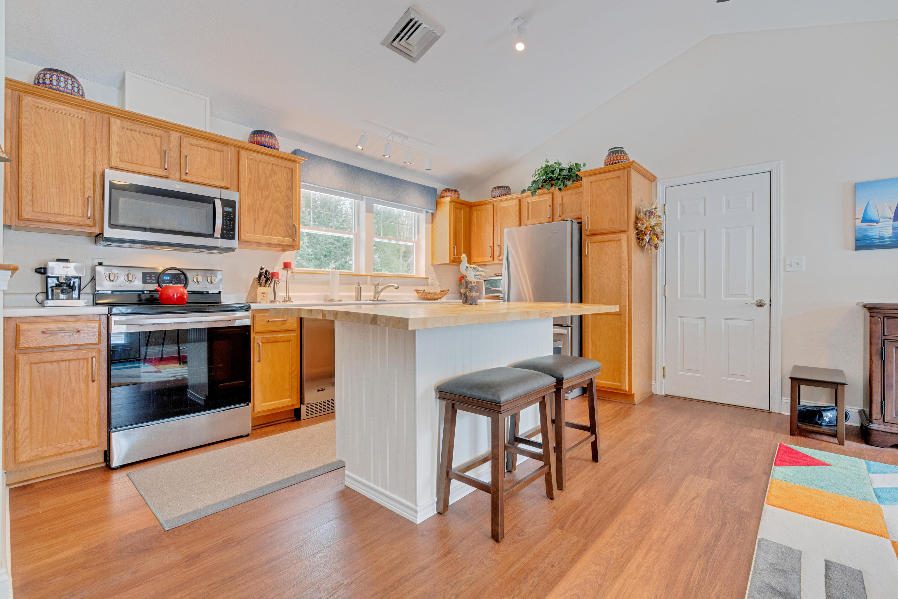 24 Kavanaugh Road, Unit 24 Old Orchard Beach, ME 04064 - Photo 9 of 26 _dsc1072