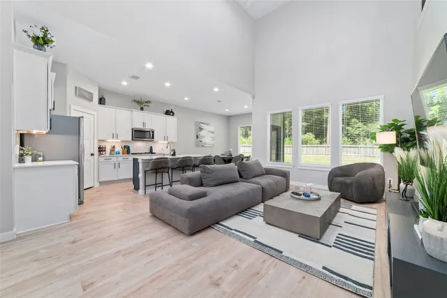 $2,900 | 10332 Rainbow Cove Lane, Conroe, TX 77384