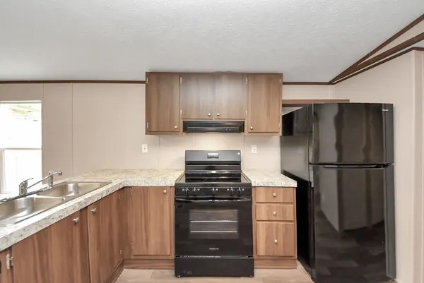 $1,100 | 13718 Brigadier Drive, Willis, TX 77318