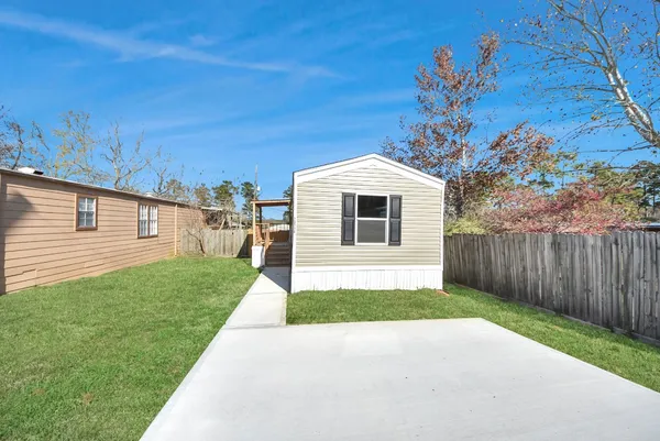$1,100 | 13718 Brigadier Drive, Willis, TX 77318