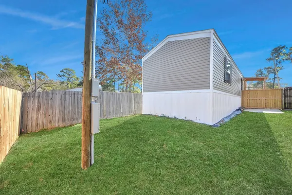 $1,100 | 13718 Brigadier Drive, Willis, TX 77318