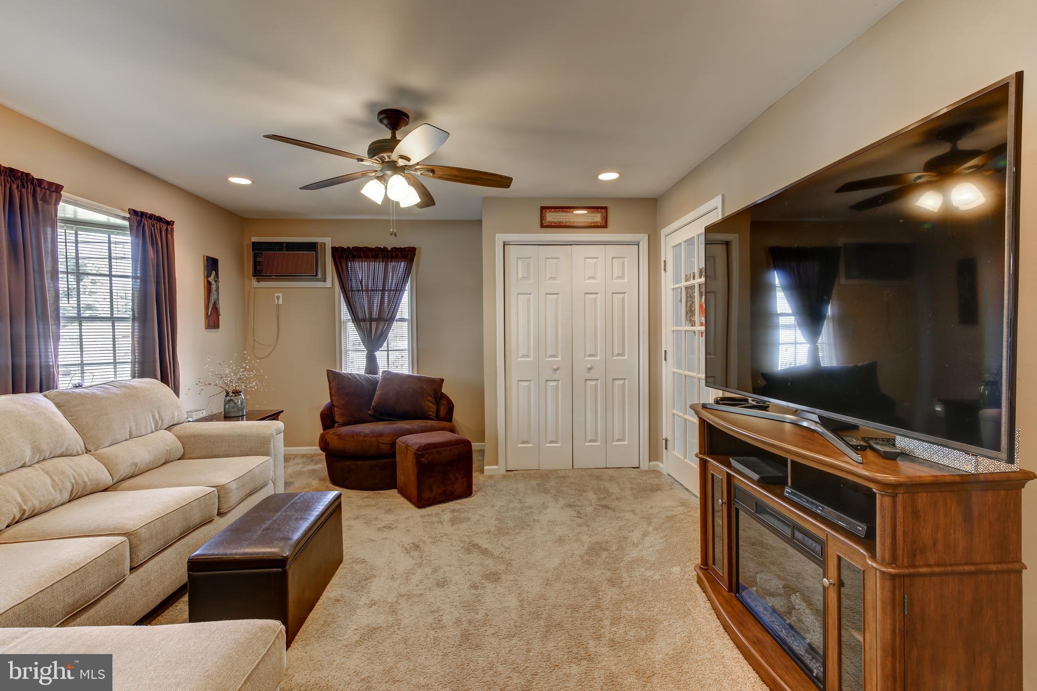 452 Wheatsheaf Road Springfield, PA 19064 - Photo 22 of 41