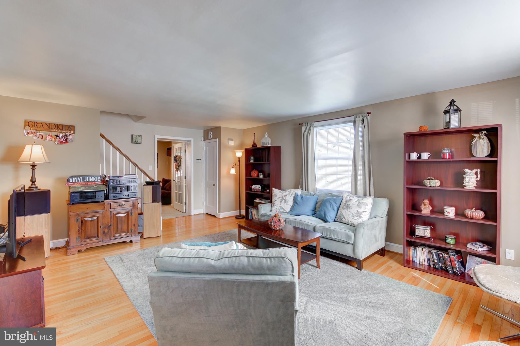 452 Wheatsheaf Road Springfield, PA 19064 - Photo 9 of 41