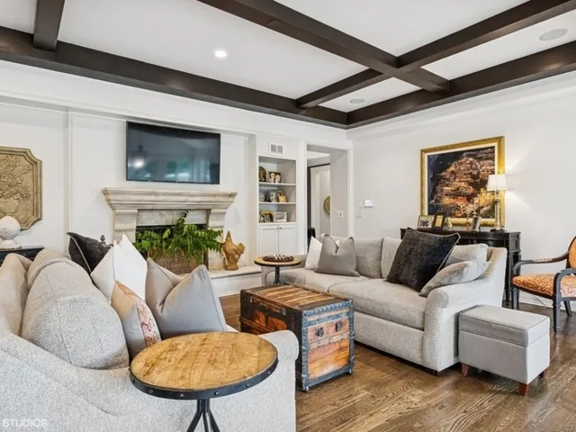 $2,290,000 | 1-404 Caesar Drive, Barrington Hills, IL 60010