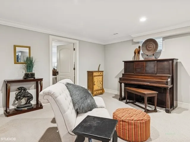 $2,290,000 | 1-404 Caesar Drive, Barrington Hills, IL 60010