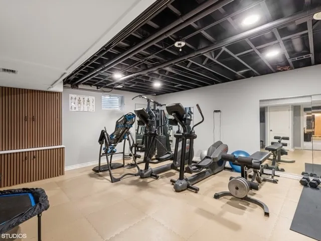 $2,290,000 | 1-404 Caesar Drive, Barrington Hills, IL 60010