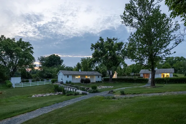 $2,290,000 | 1-404 Caesar Drive, Barrington Hills, IL 60010