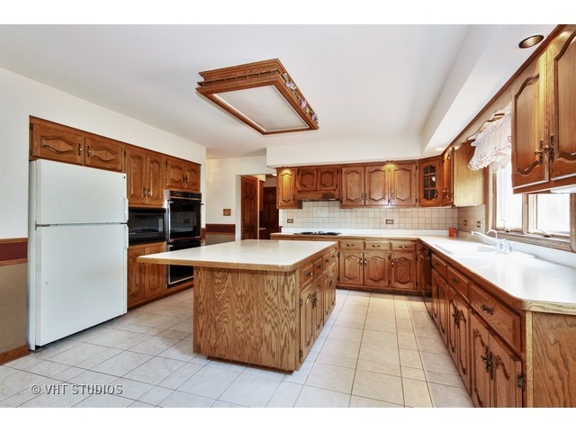 830 Highland Road Frankfort, IL 60423 - Photo 4 of 10