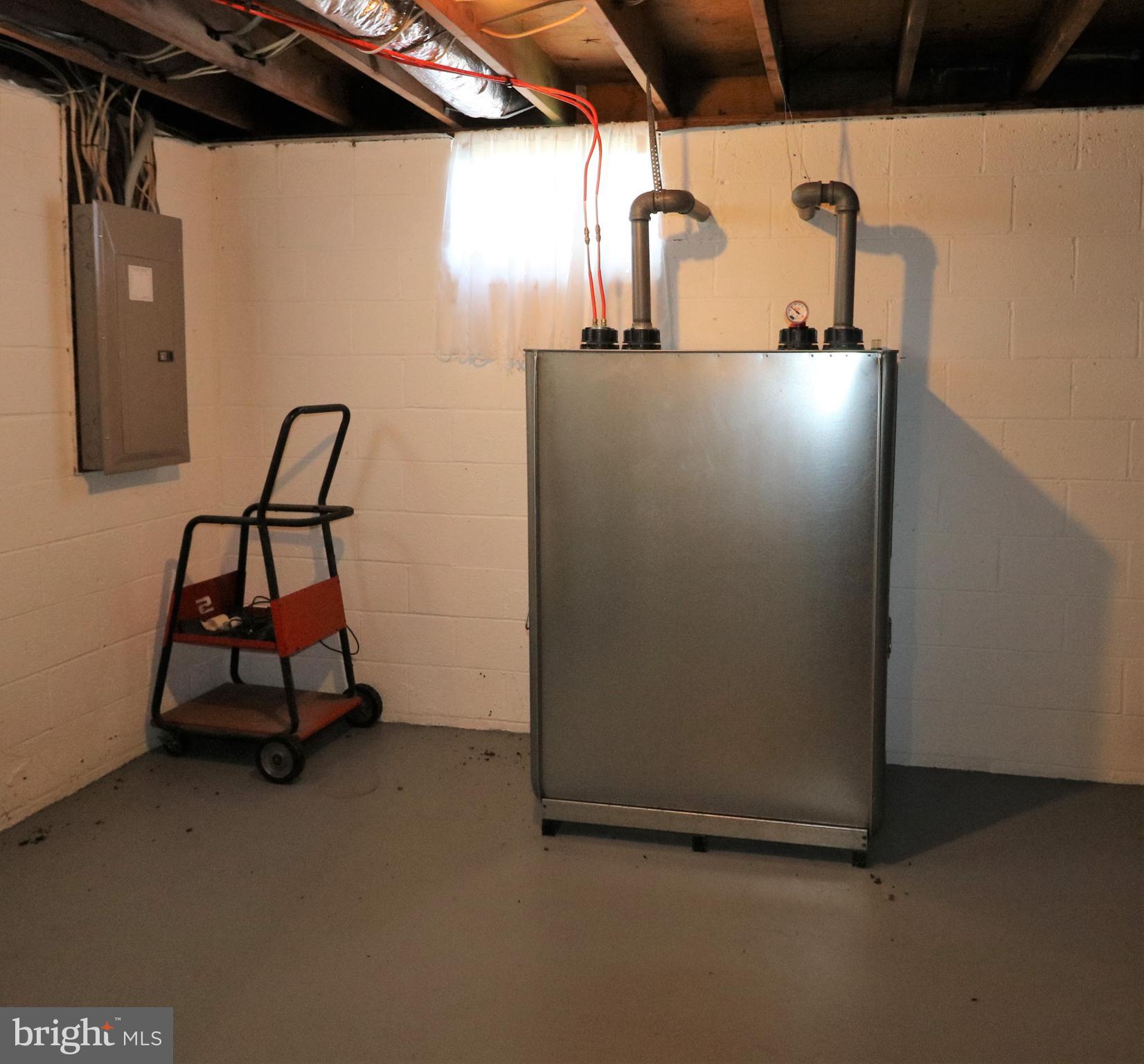 2312 Smoky Road Huntingtown, MD 20639 - Photo 28 of 55 Newer Oil Tank