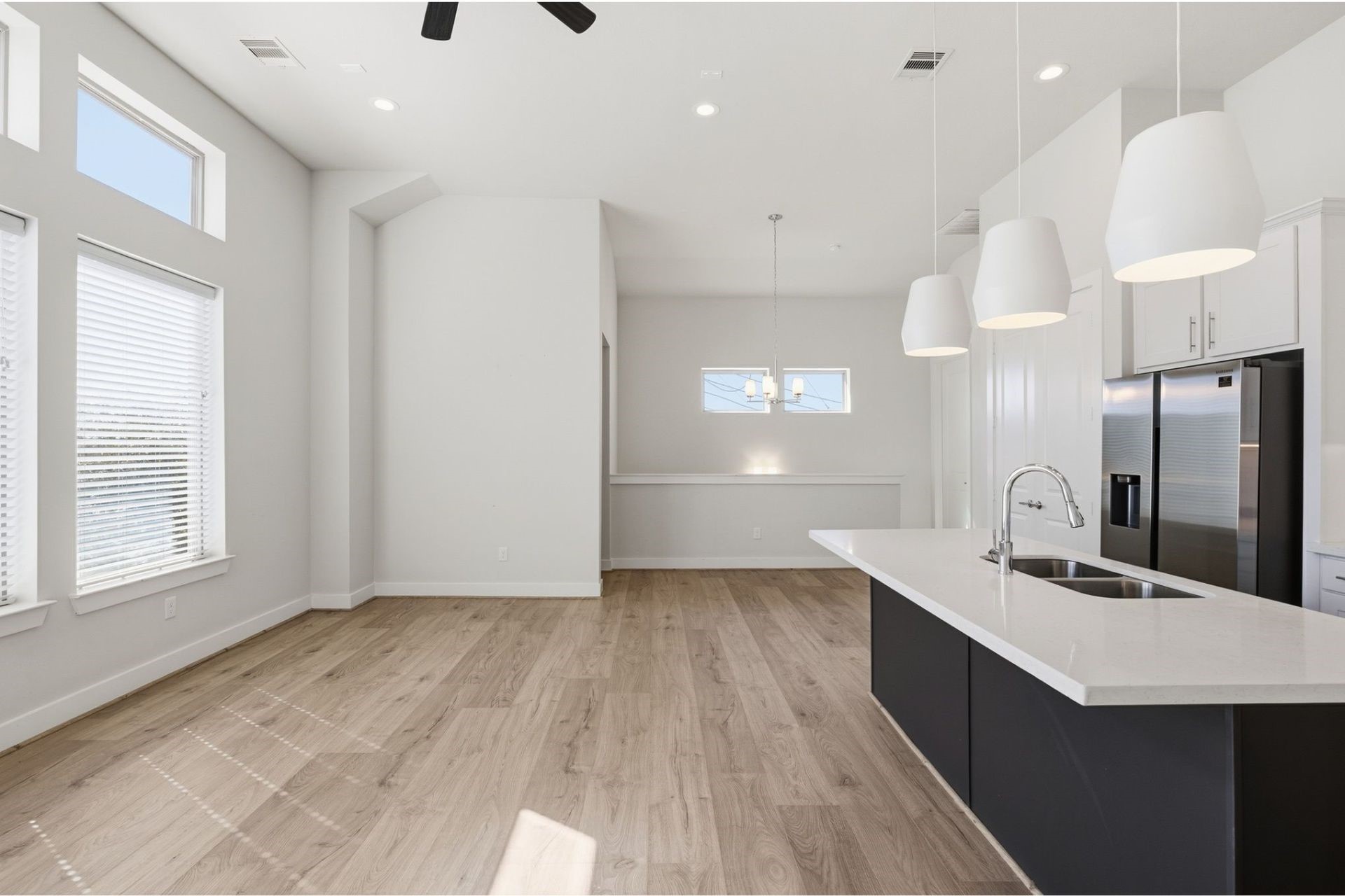 2948 Alice Street Houston, TX 77054 - Photo 8 of 24 a kitchen with a sink a refrigerator and window