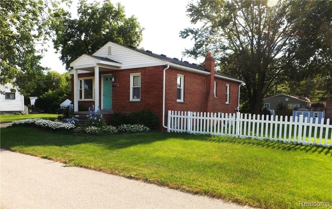 3734 Crooks Road Rochester, MI 48309 - Photo 28 of 33 3.jpg
