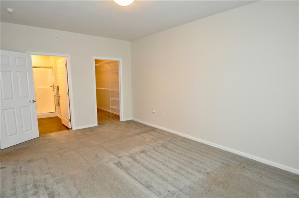 2651 Northwest Barry Road, Unit 102 Kansas City, MO 64151 - Photo 15 of 51