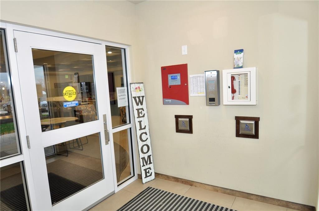 2651 Northwest Barry Road, Unit 102 Kansas City, MO 64151 - Photo 2 of 51