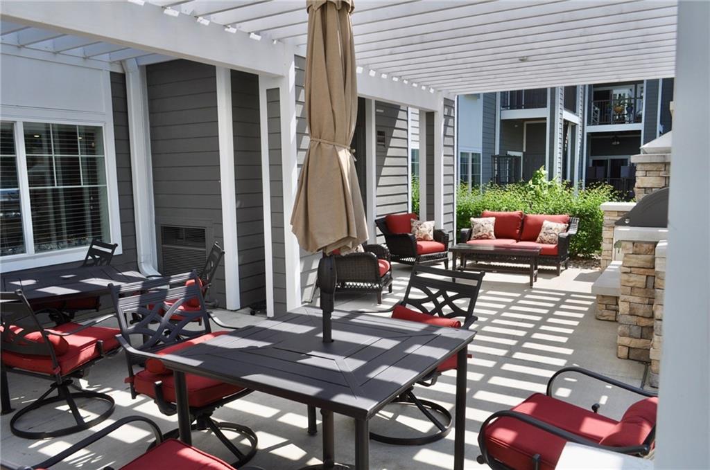 2651 Northwest Barry Road, Unit 102 Kansas City, MO 64151 - Photo 37 of 51