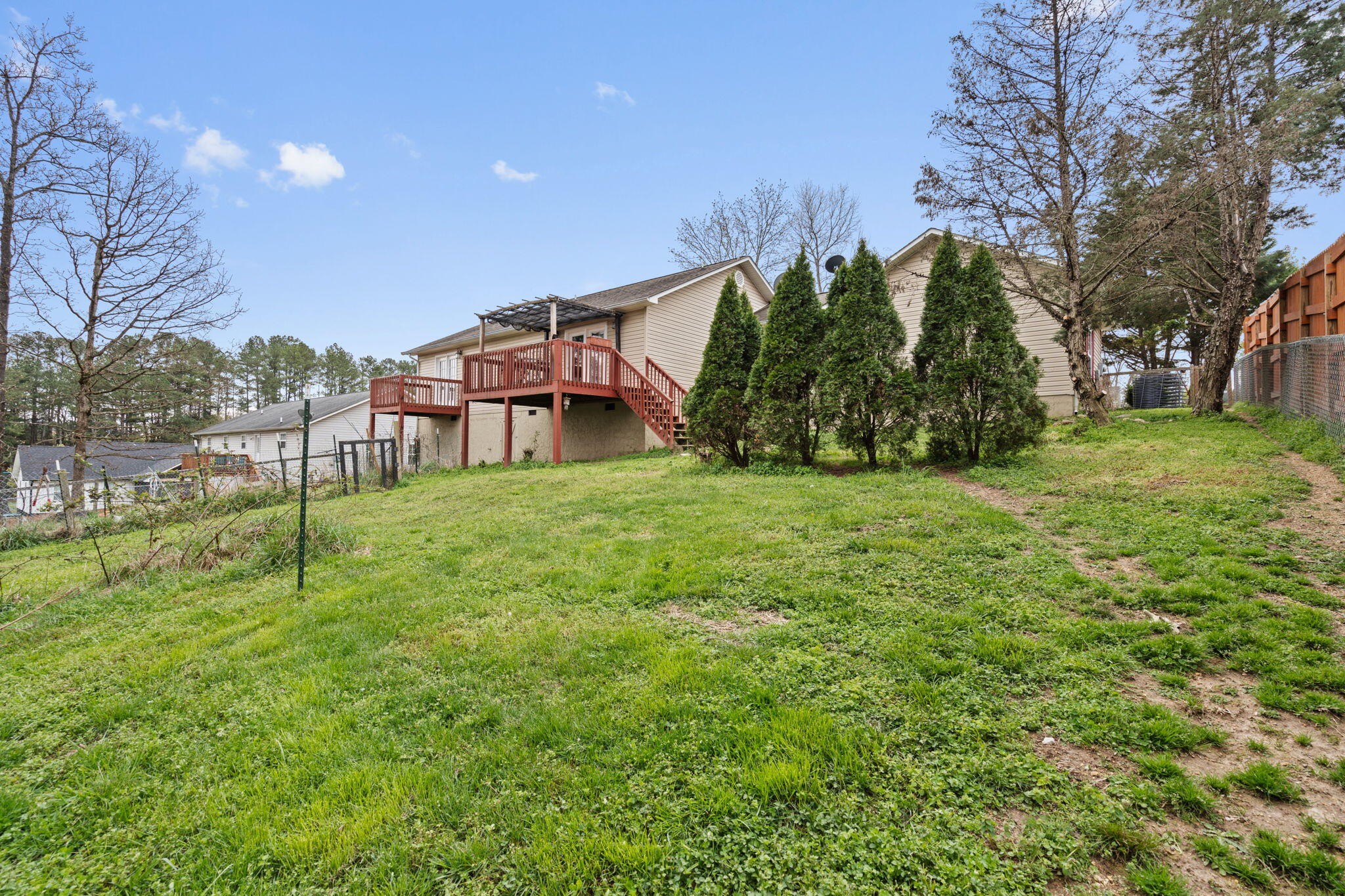 160 Pine Ridge Drive Dayton, TN 37321 - Photo 3 of 15