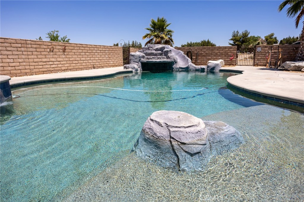 1220 Smoke Tree Road Pinon Hills, CA 92372 - Photo 35 of 46 Pool,Waterfall