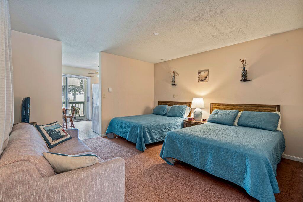 1762 Post Road, Unit 115 Wells, ME 04090 - Photo 4 of 22 5_DSC05323