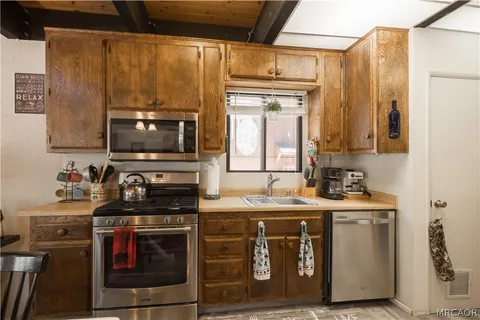 $560,000 | 39945 Trail Of The Whispering Pines, Big Bear Lake, CA 92315