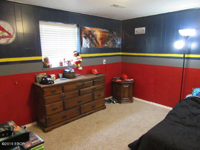 1504 Harlan Road Mount Vernon, IL 62864 - Photo 8 of 44 Gallery Image 8