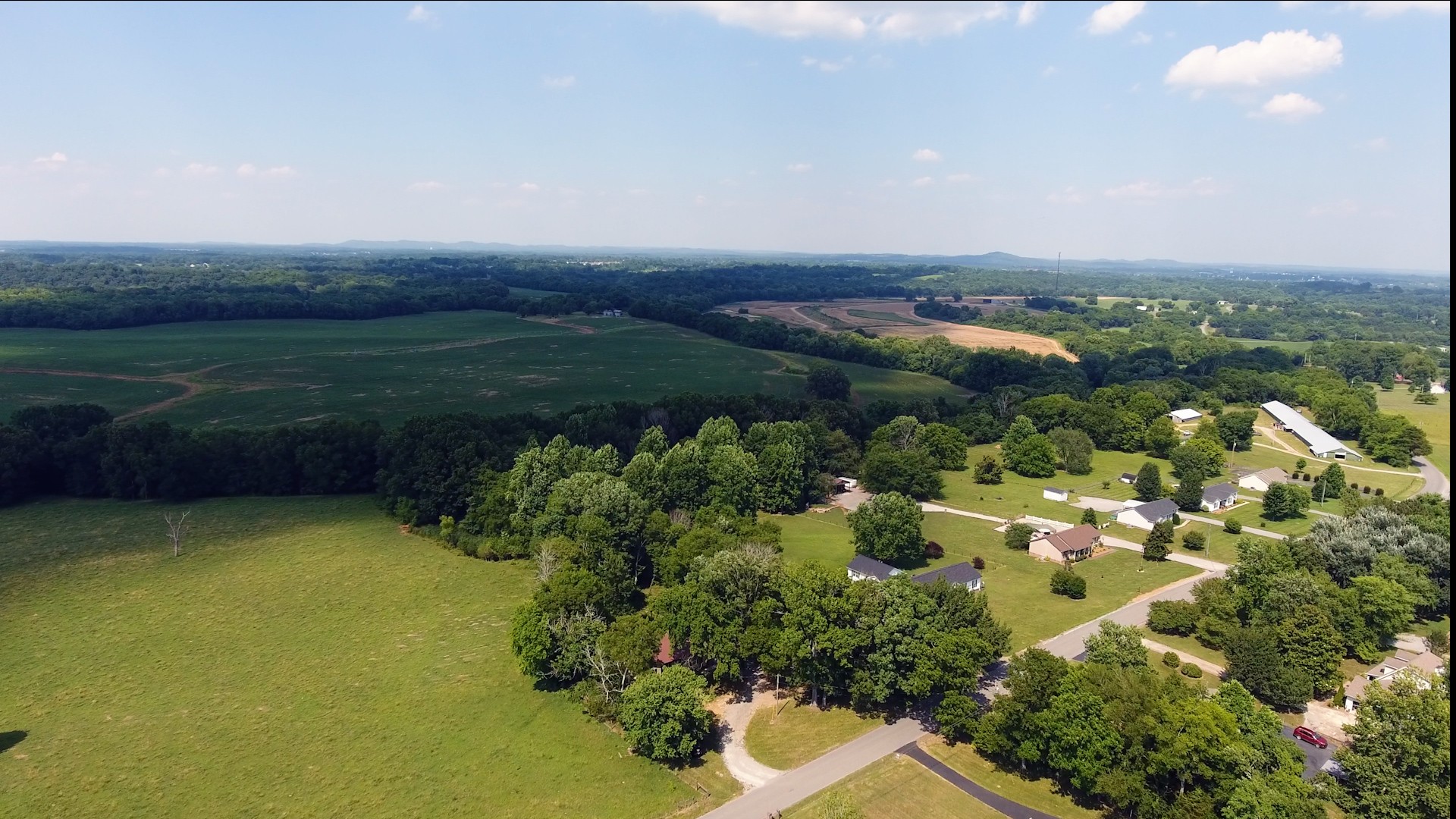 2240 Sims Road Shelbyville, TN 37160 - Photo 28 of 30 Gallery Image 28