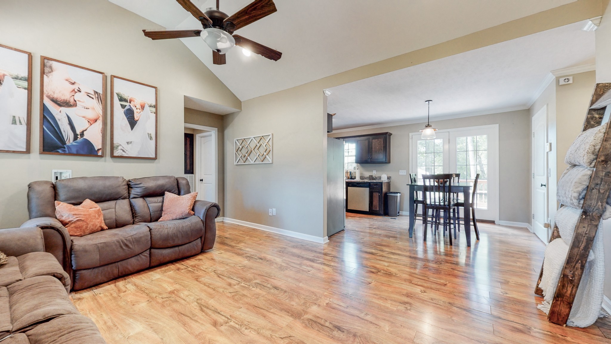 2240 Sims Road Shelbyville, TN 37160 - Photo 4 of 30 Gallery Image 4
