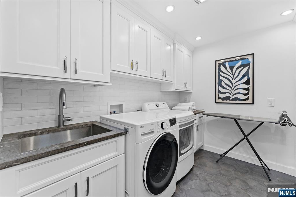 8 Stanton Road Tenafly, NJ 07670 - Photo 23 of 31