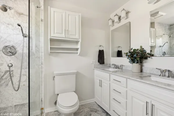 $825,000 | 1251 West Fletcher Street, Unit E, Chicago, IL 60657