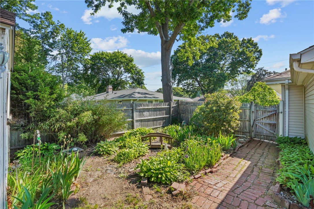 45 Honeysuckle Road Warwick, RI 02888 - Photo 33 of 36 Garden