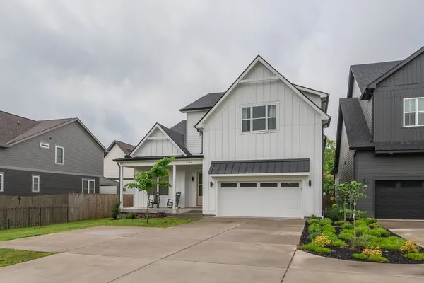 $5,000 | 2208 Porter Road, Nashville, TN 37206