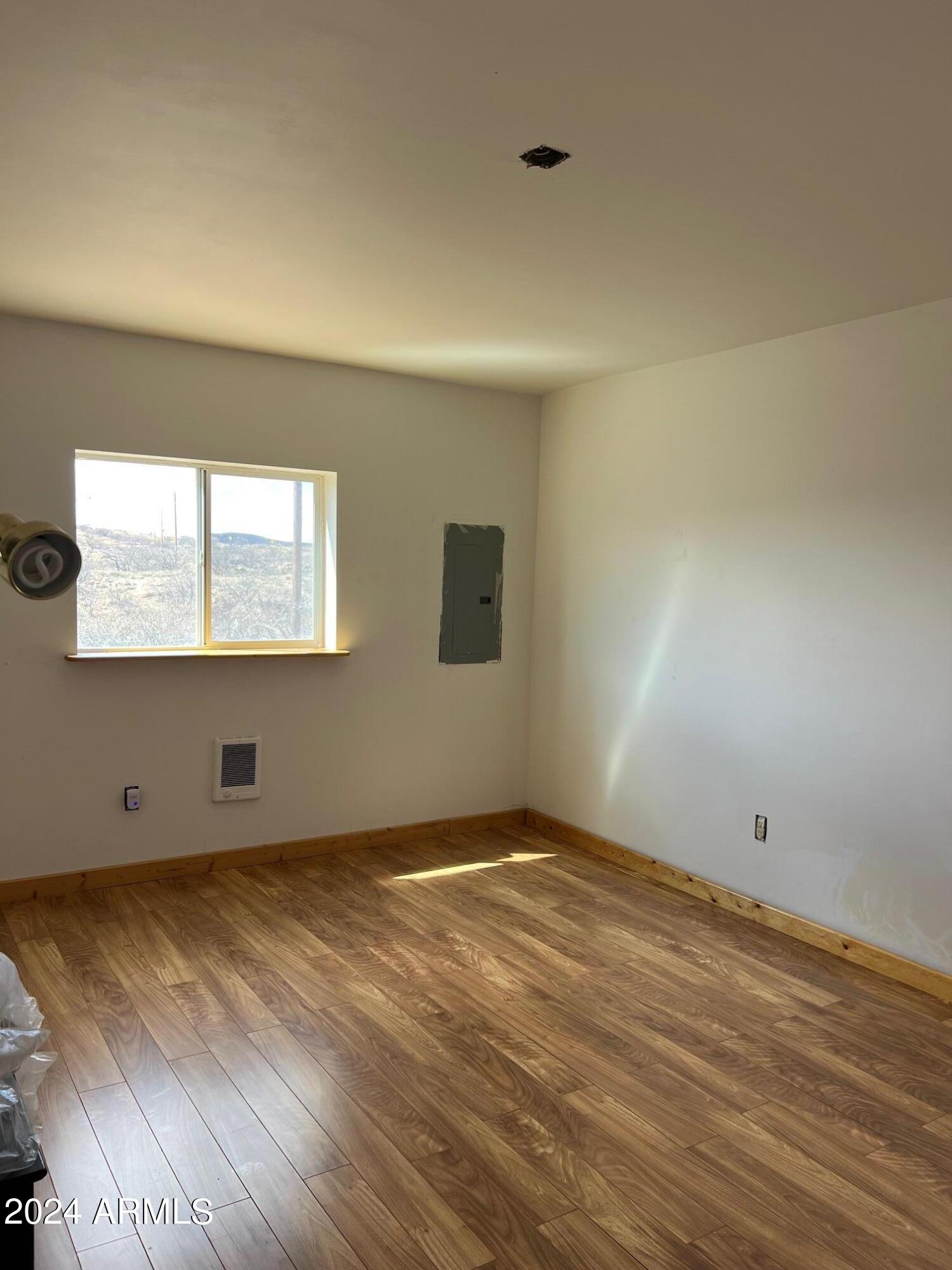 8273 East Stagecoach Road Willcox, AZ 85643 - Photo 15 of 31 Bedroom 2