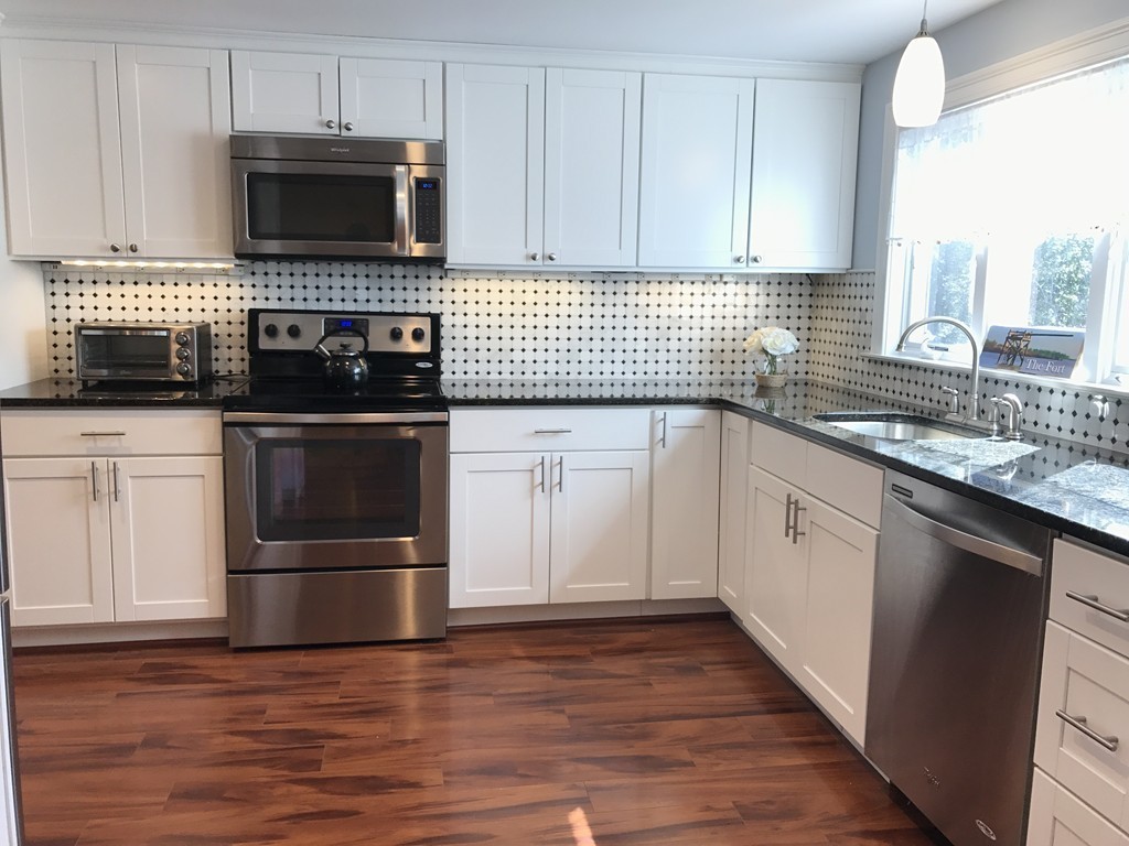 12 Oxford Road, Unit 1 Gloucester, MA 01930 - Photo 7 of 26 Gallery Image 7