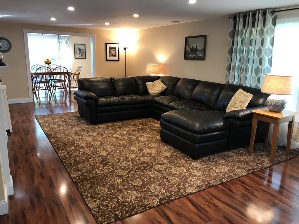 12 Oxford Road, Unit 1 Gloucester, MA 01930 - Photo 8 of 26 Gallery Image 8