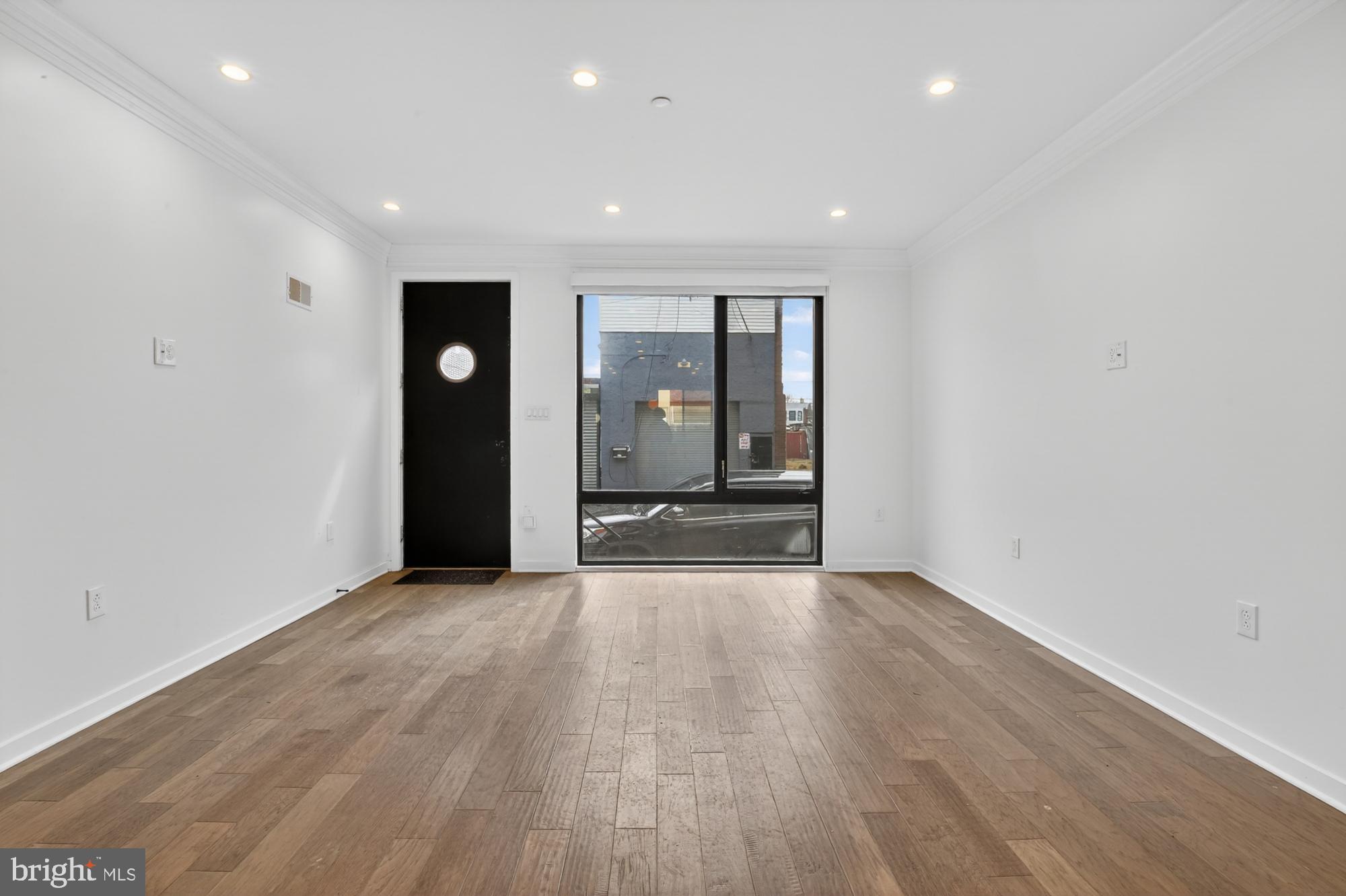 3336 Salmon Street Philadelphia, PA 19134 - Photo 4 of 43