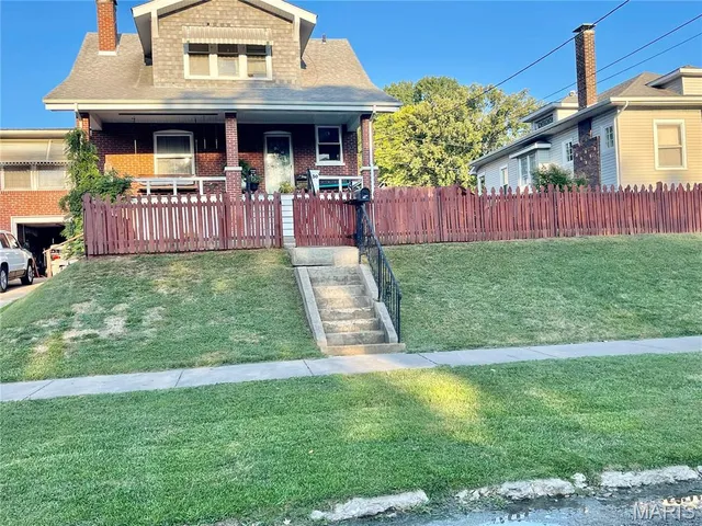 $249,900 | 30 Grand Avenue, Belleville, IL 62220