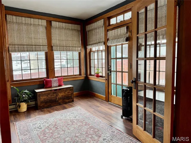 $249,900 | 30 Grand Avenue, Belleville, IL 62220