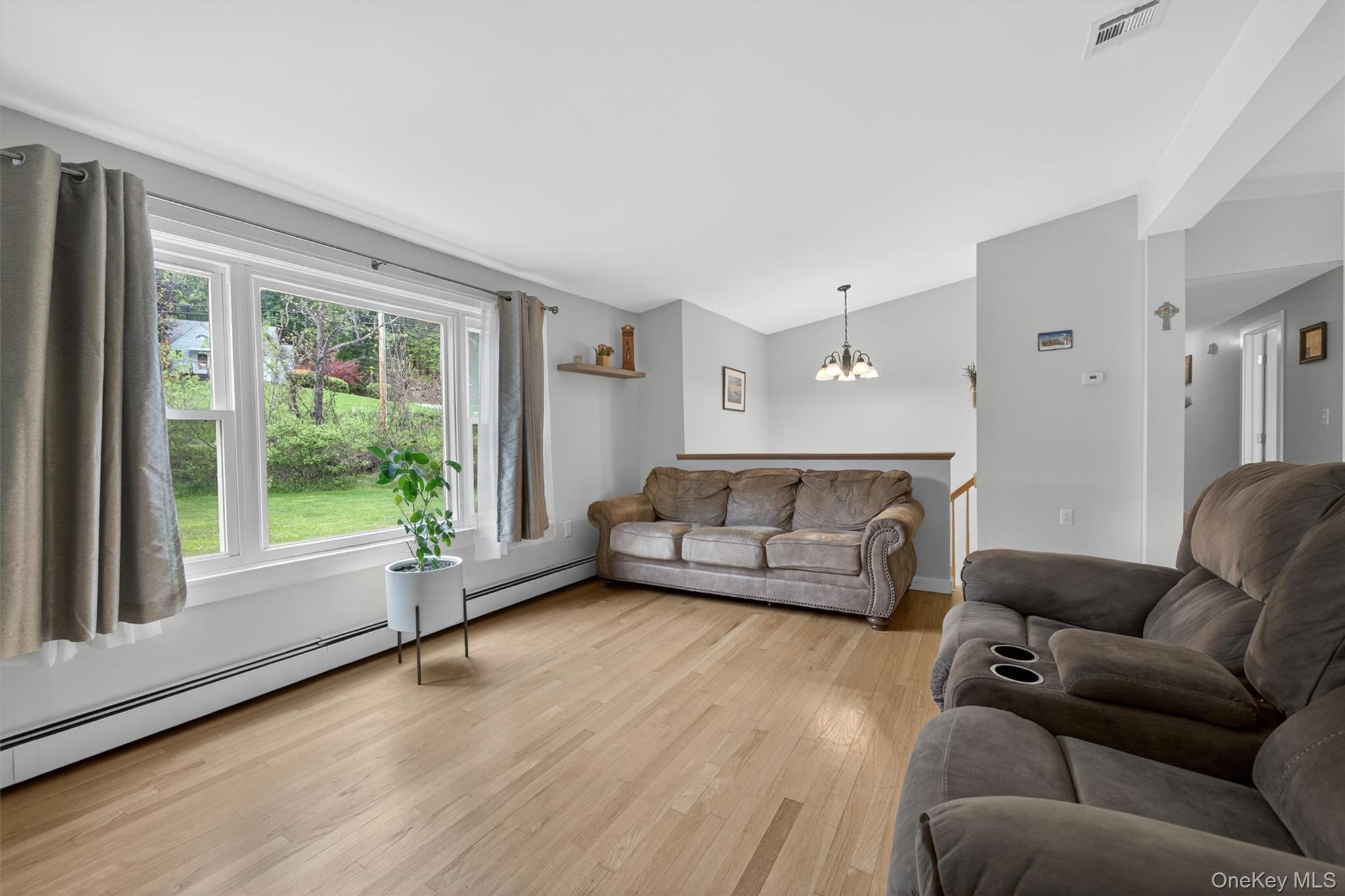 492 Newport Bridge Road Pine Island, NY 10969 - Photo 10 of 48