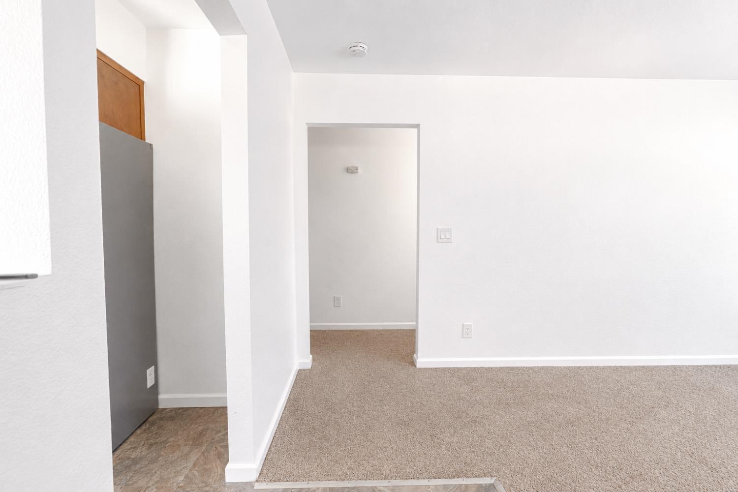 819 Jeffrey Road Los Banos, CA 93635 - Photo 6 of 33