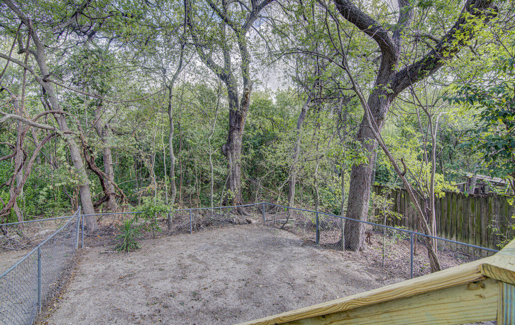 404 West Dittmar Road, Unit B Austin, TX 78745 - Photo 21 of 22 Gallery Image 21