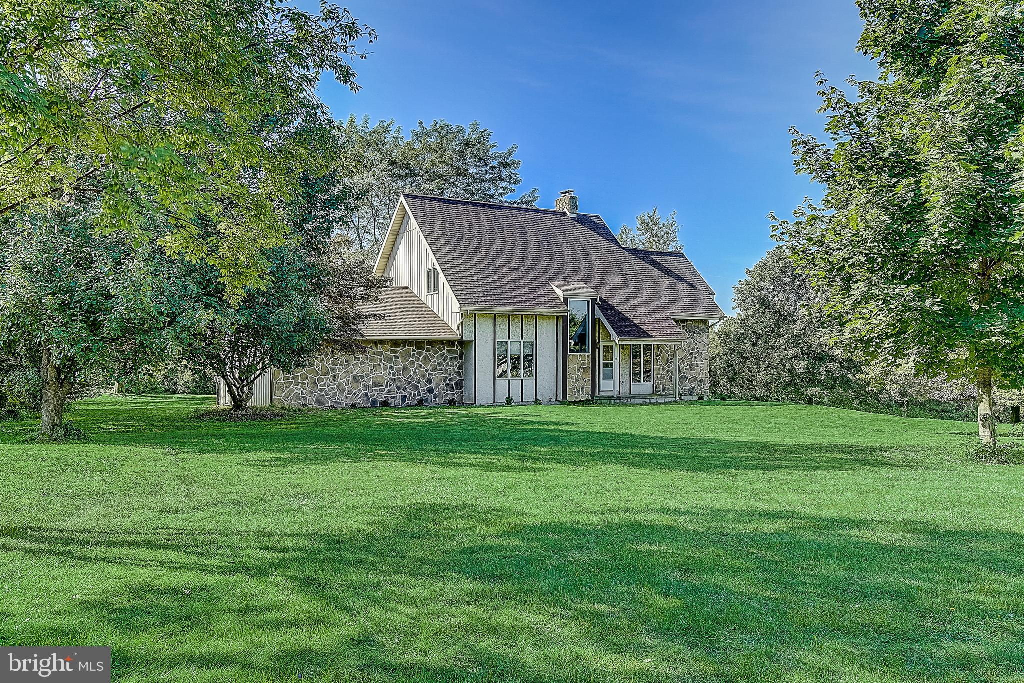 4115 Howertown Road Northampton, PA 18067 - Photo 3 of 40 Gallery Image 3