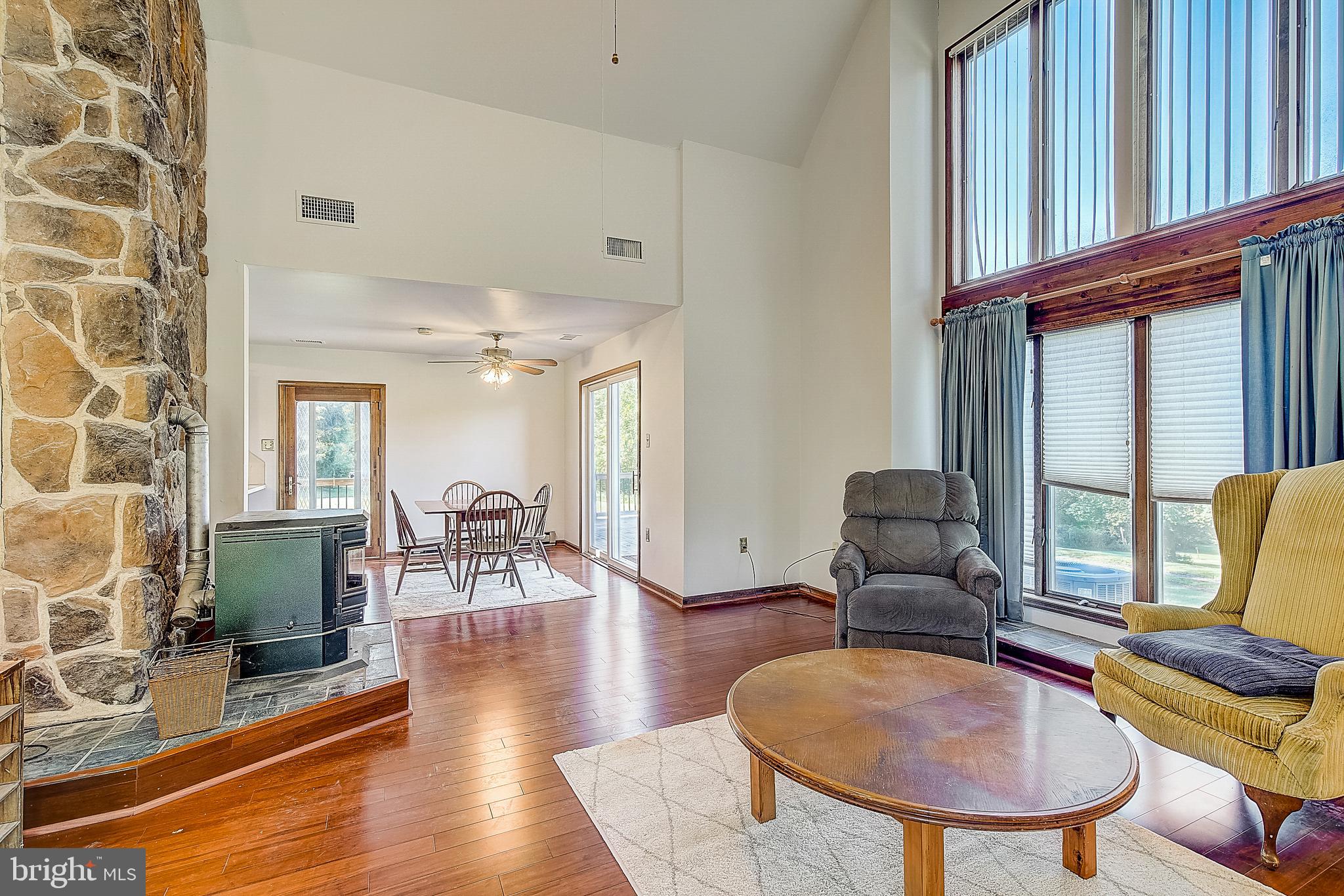 4115 Howertown Road Northampton, PA 18067 - Photo 8 of 40 Gallery Image 8