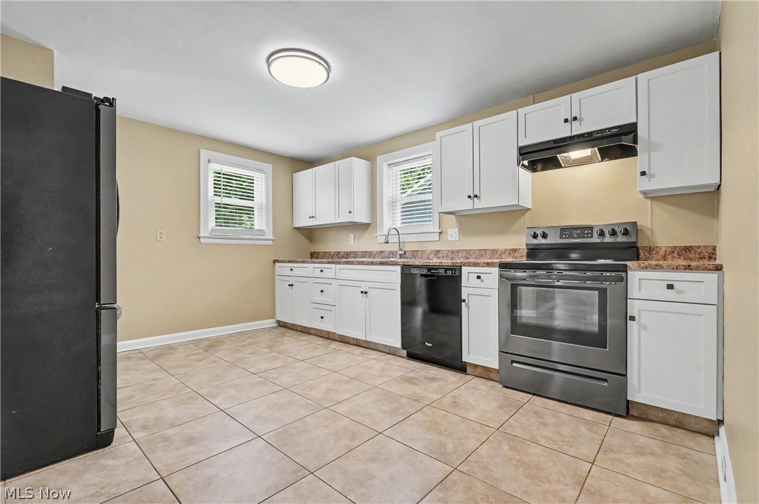 6341 Clingan Road Youngstown, OH 44514 - Photo 9 of 35