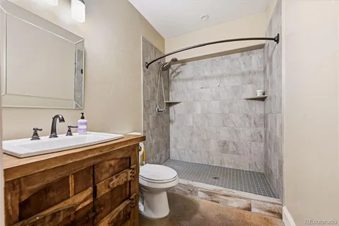 $1,300,000 | 45330 Valdonna Circle, Bennett, CO 80102