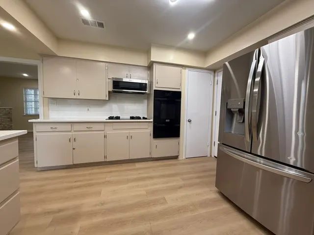 $2,495 | 4603 Roundup Trail, Austin, TX 78745