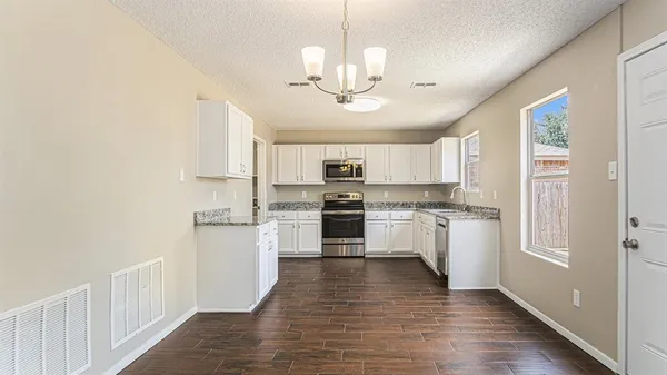 $1,995 | 8732 Hunters Point Way, Fort Worth, TX 76123