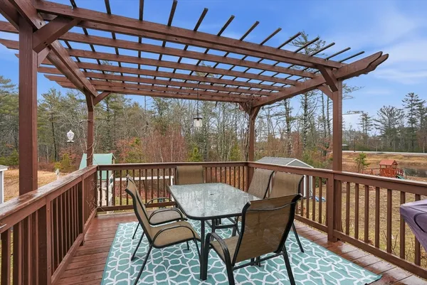 $639,000 | 3 Fieldstone Lane, Marion, MA 02738